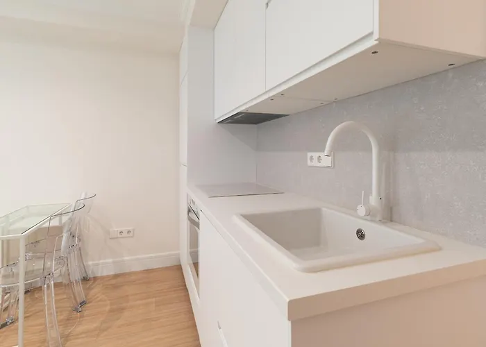 Deluxe By Cuba 比戈